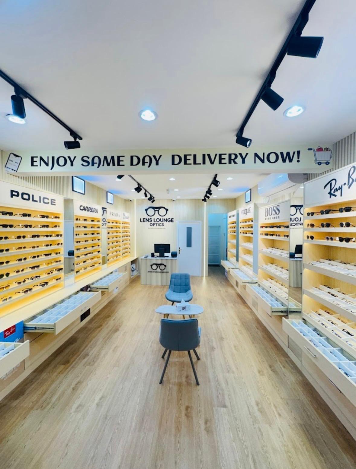Lens Lounge shop 2