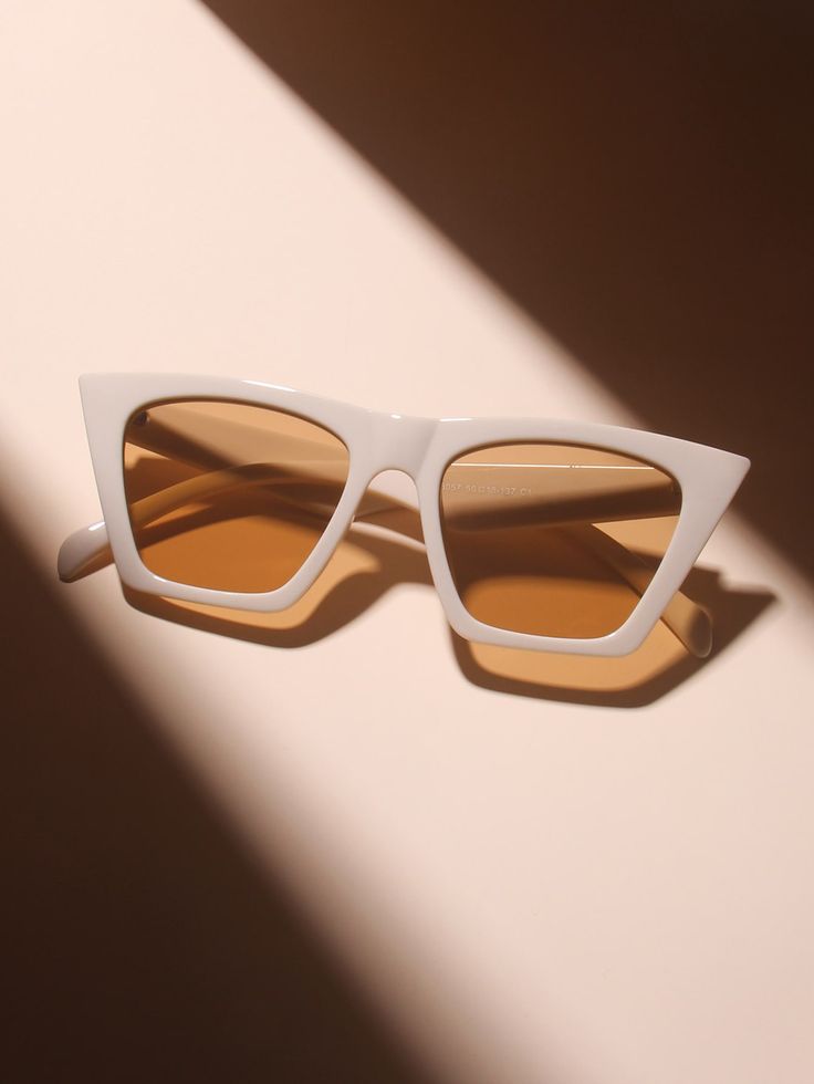 Lens Lounge glasses collection