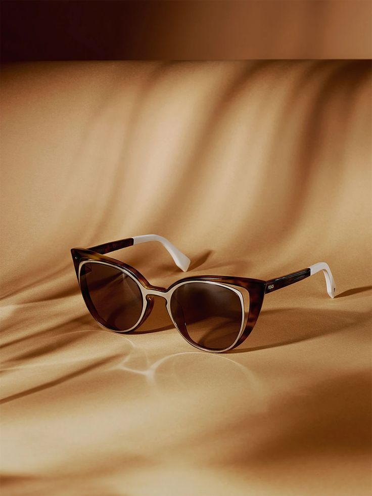 Lens Lounge glasses collection
